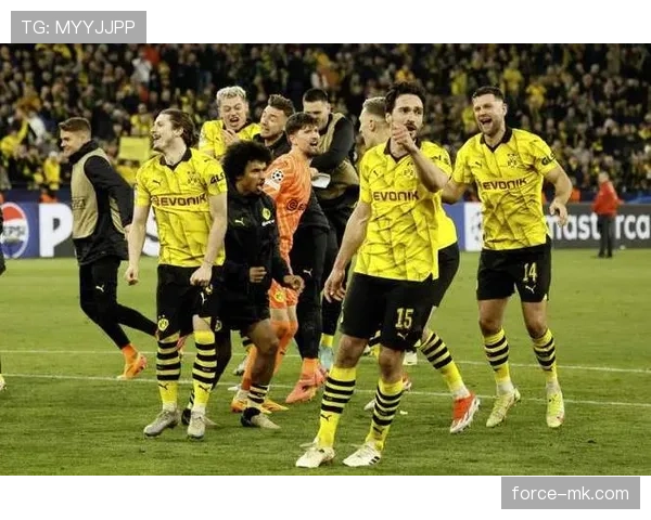 多特蒙德强化防线,新防守体系助力争冠表现抢眼 多特蒙德强化防线,新防守体系助力争冠表现抢眼