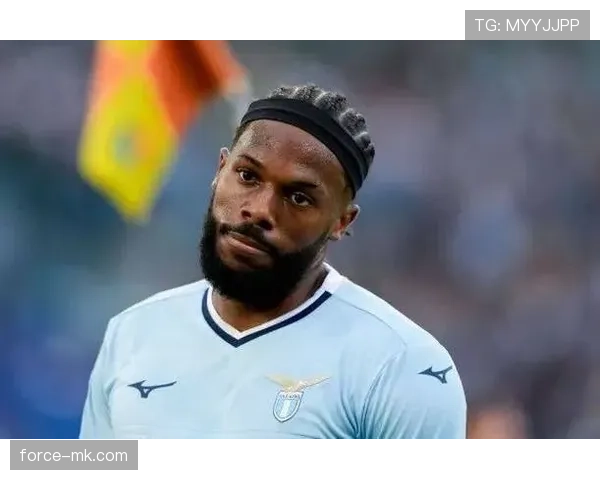 塔瓦雷斯闪耀赛场：从新星崛起至传奇，职业生涯再攀高峰